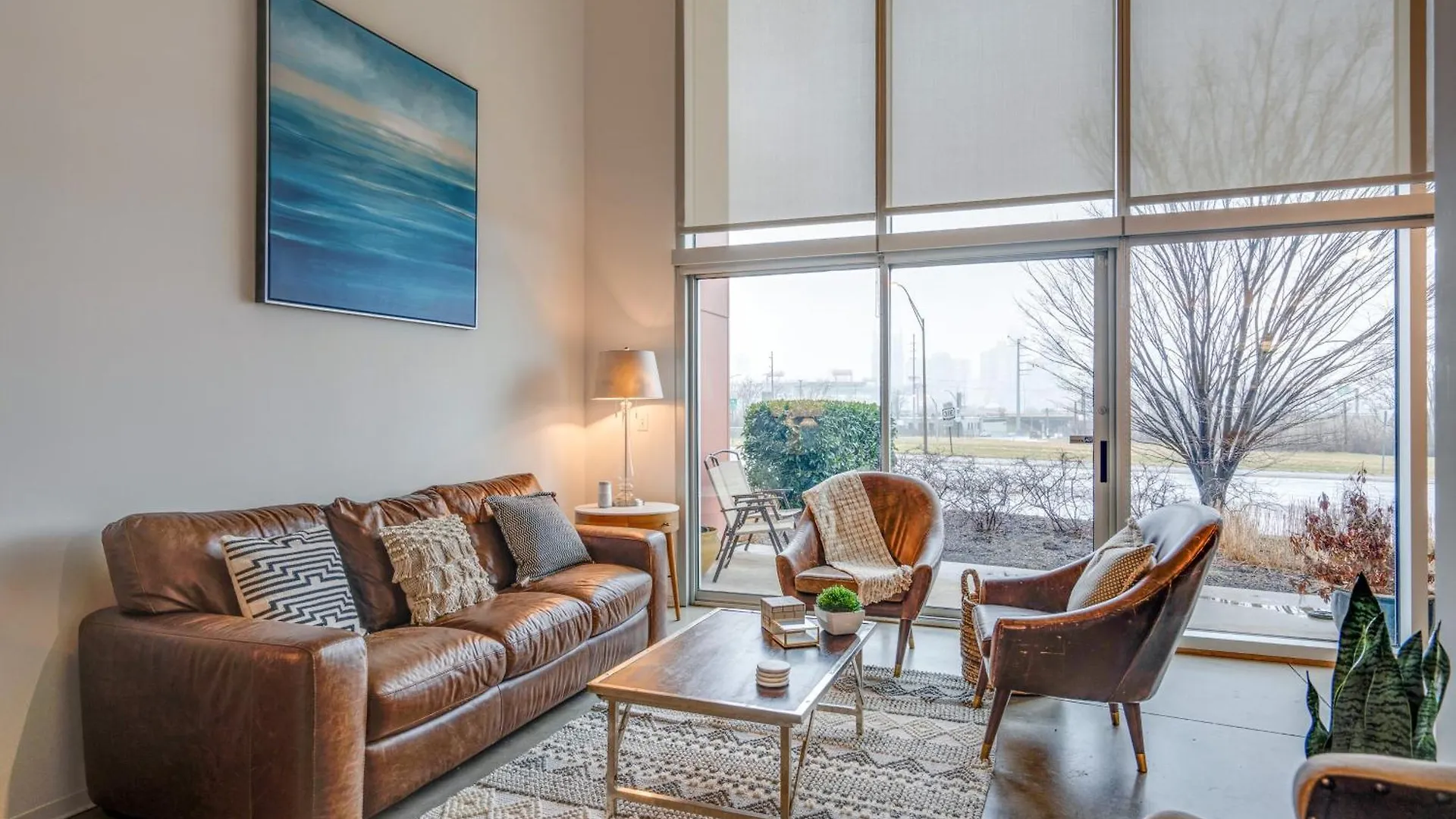 5M102 Two-Story 2Br 2Ba Work Live Villa Nashville